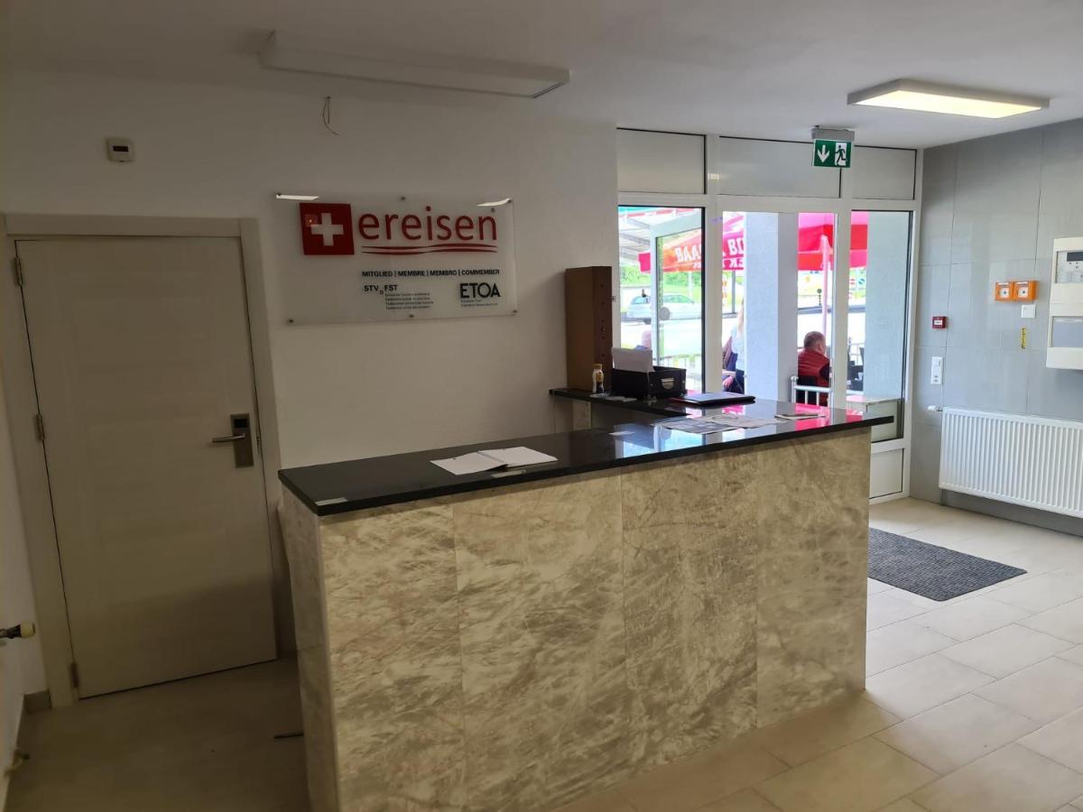Helvetia Hotell Seewen  Exteriör bild